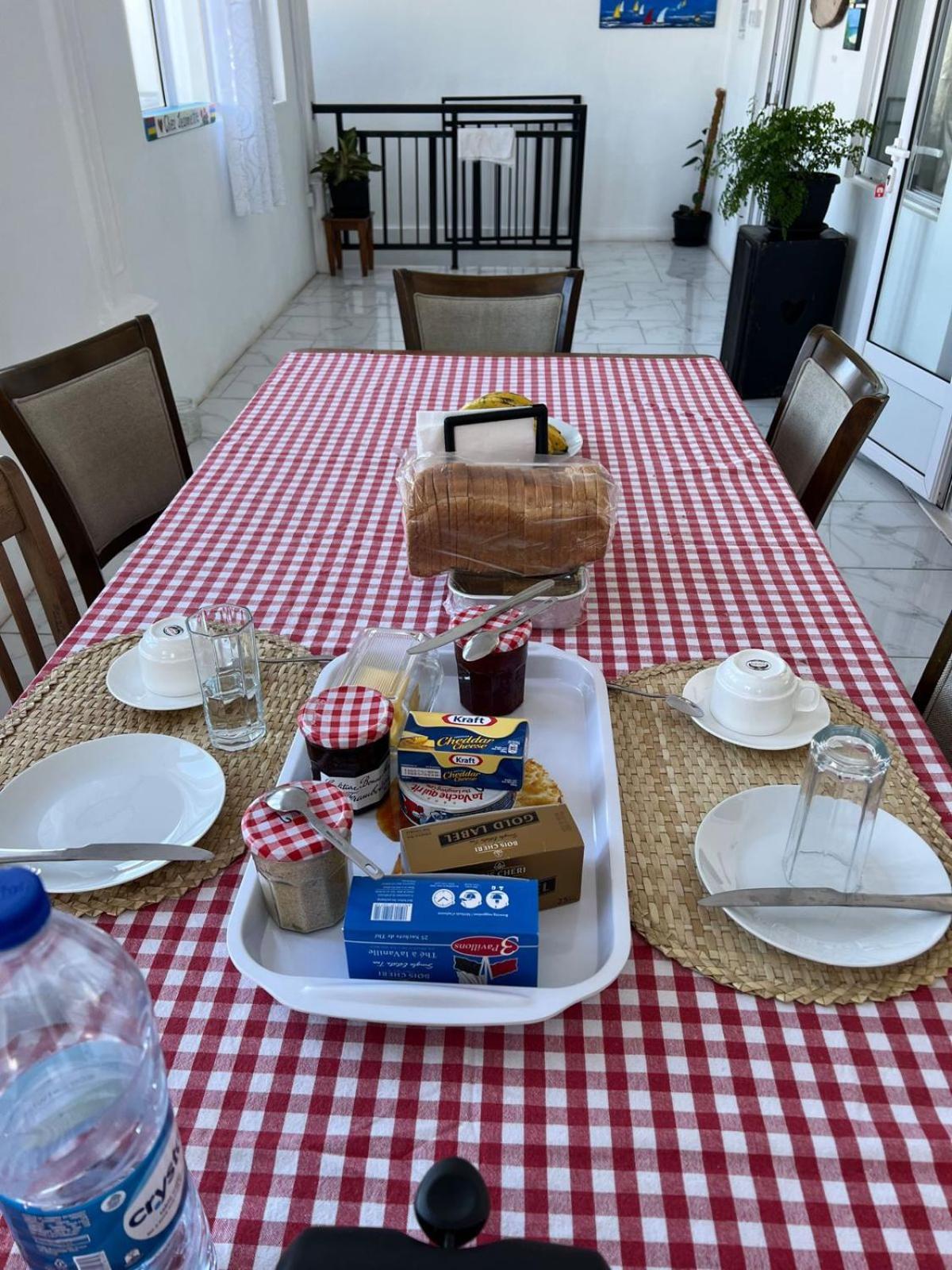 O Bercail Du Sud Chez Jeannette Apartment Saint Gabriel Ngoại thất bức ảnh