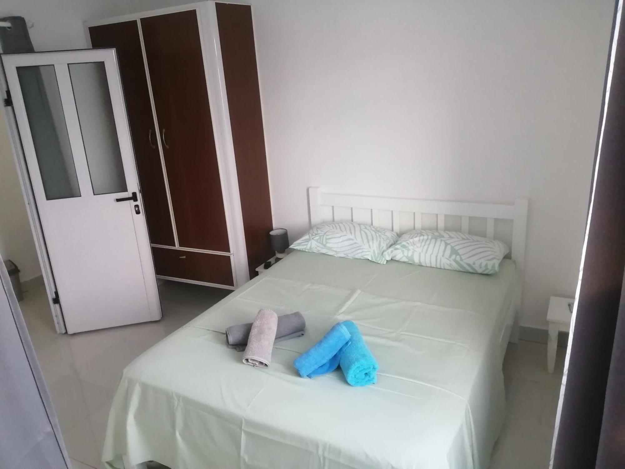 O Bercail Du Sud Chez Jeannette Apartment Saint Gabriel Ngoại thất bức ảnh